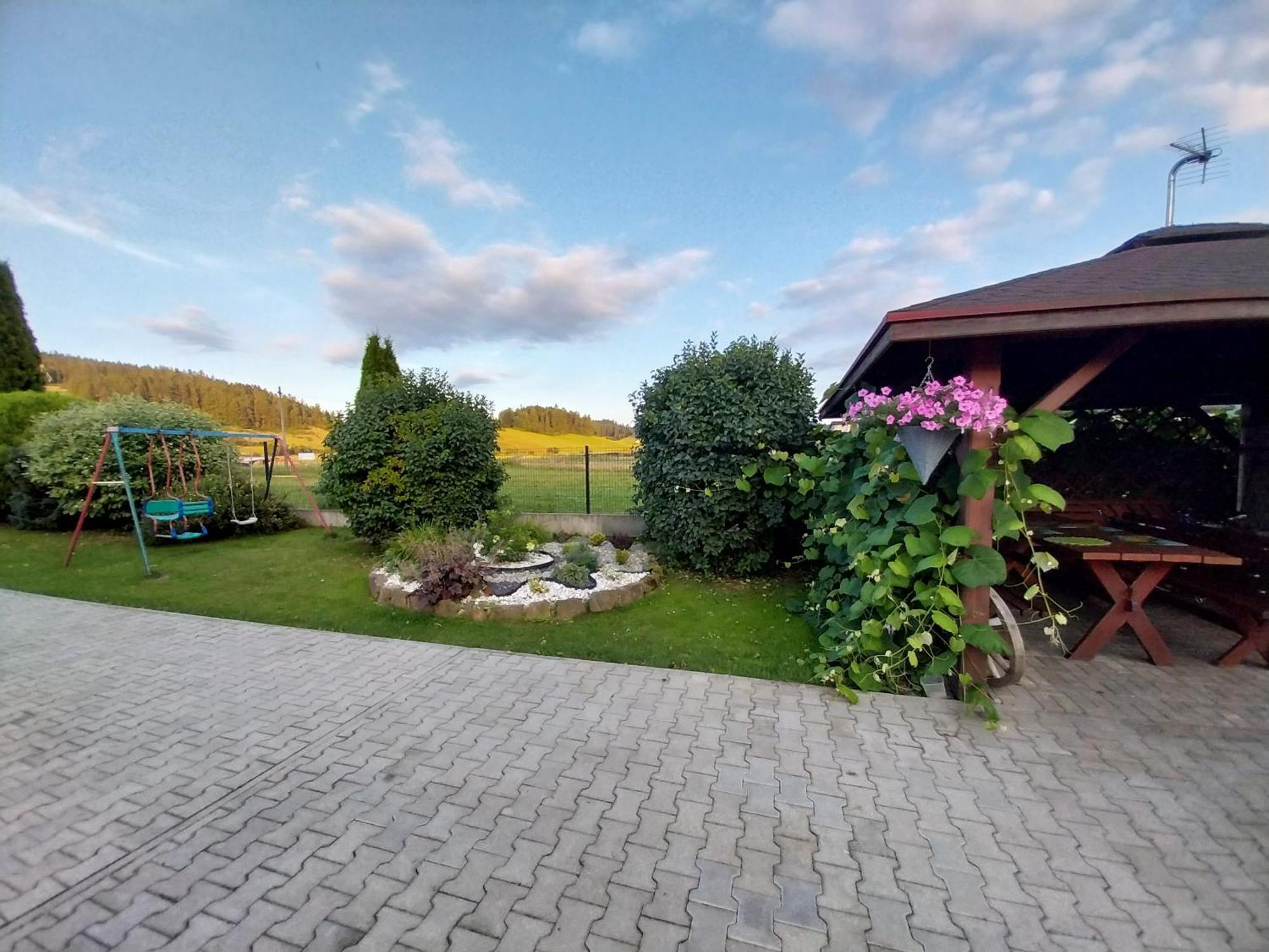 Noclegi U Franka Niedzica Exteriör bild